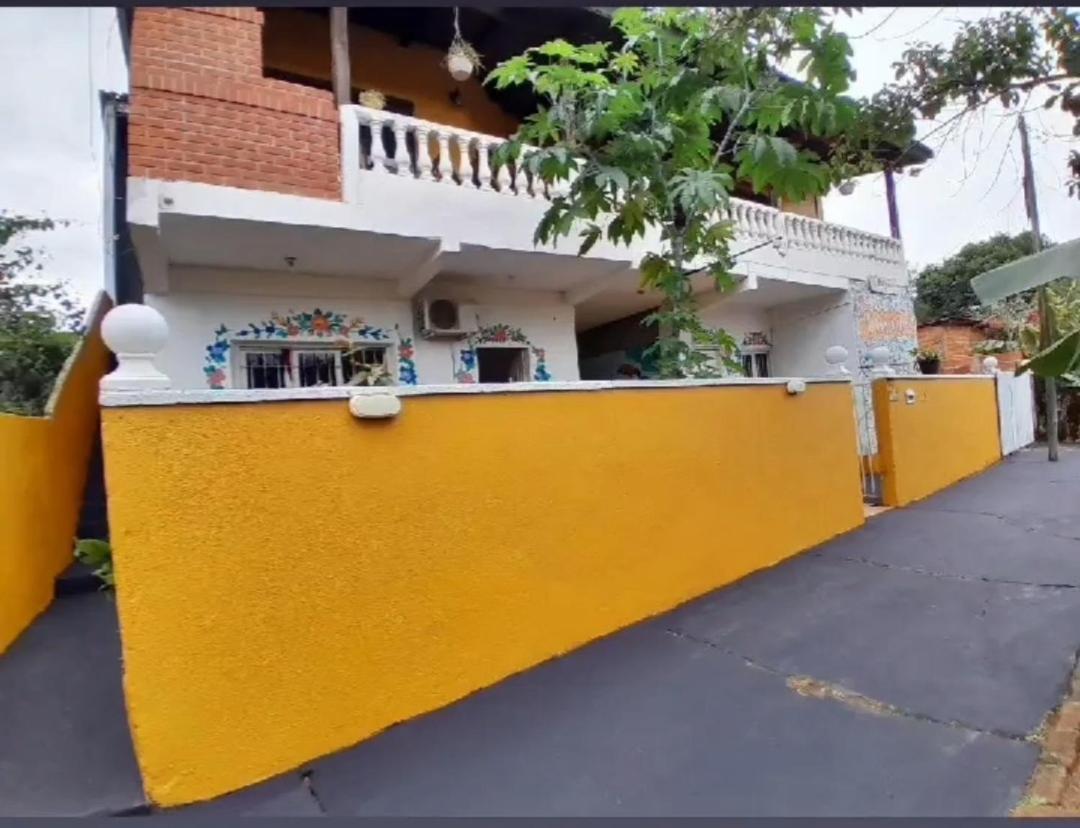 Hostel Damaris Puerto Iguazu Exterior photo